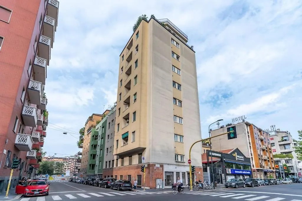 Apartment Giorgina'S One Bedroom 20 Minuts Walking To Duomo Milan